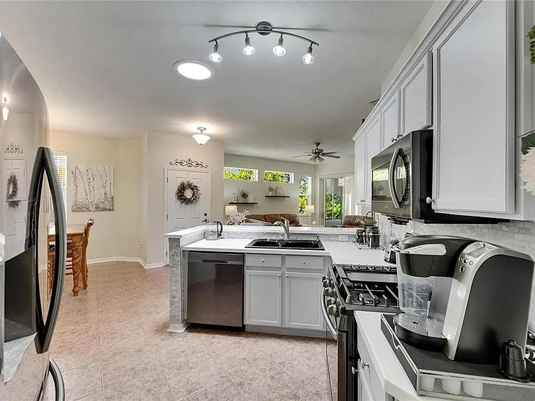 2068 Sifield Greens Way — Photo 17