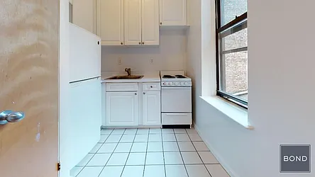 Rented by Bond New York