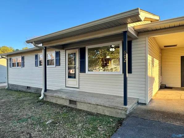 602 Pennylane St SE, Hartselle, AL 35640