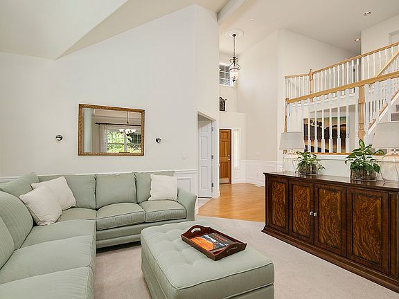 5th image of 23508 NE 184th St