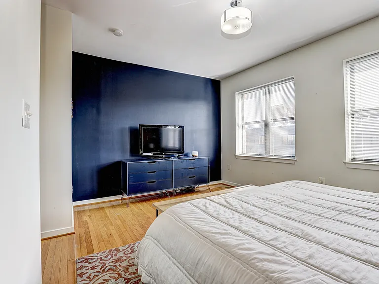 1726 Aliceanna St — Photo 17