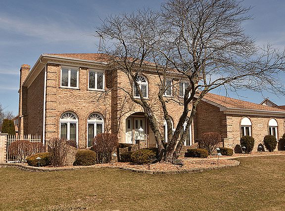 4th image of 13456 Feather Ct