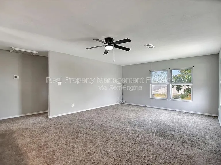 5313 Perry Ave — Photo 7