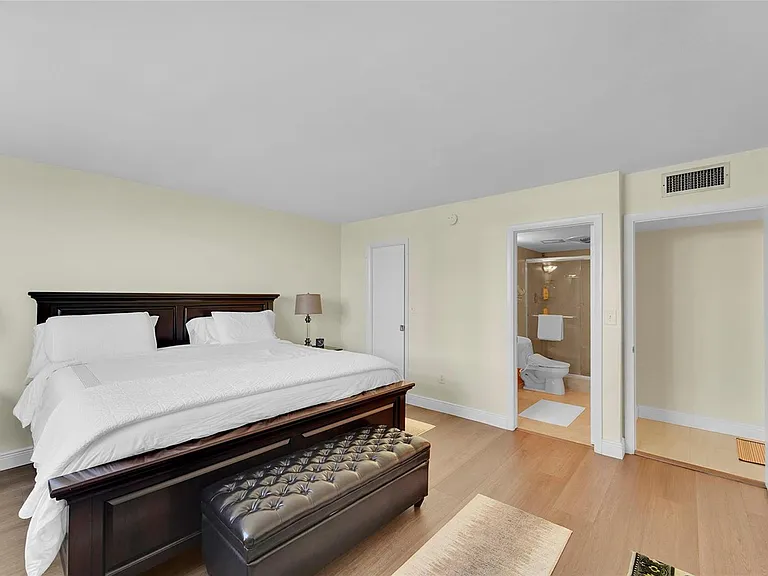 1401 S Ocean Dr #502 — Photo 25