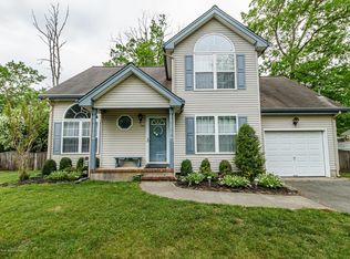 792 Buccaneer Ln, Manahawkin, NJ 08050