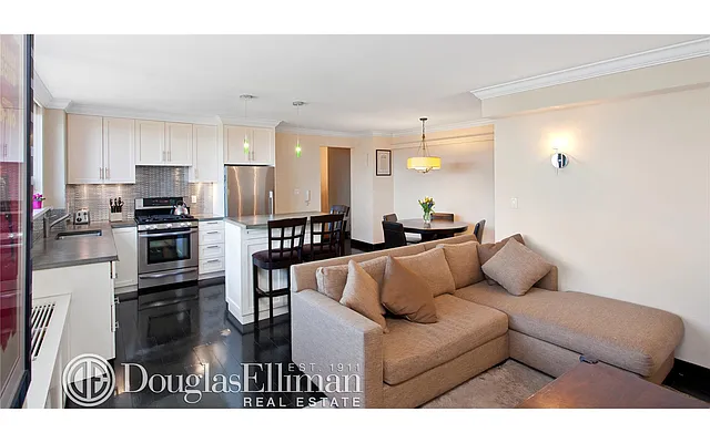 Sold by Douglas Elliman | media 24