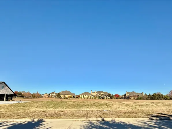 425 Dennis Bailey Ln, Heath, TX 75032