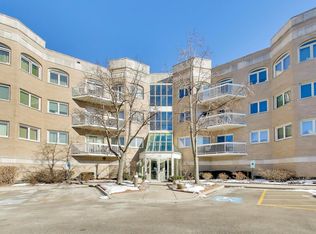 170 Manchester Dr APT 306, Buffalo Grove, IL 60089