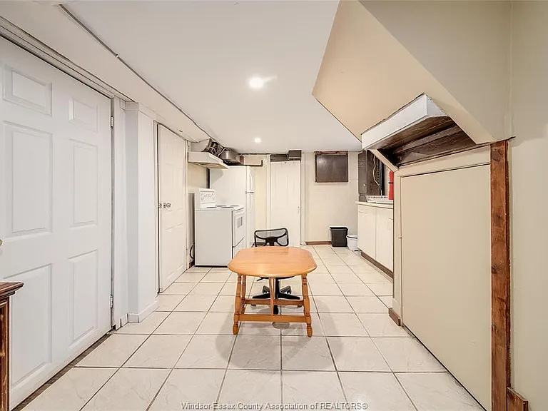 431 Randolph Ave #LOWER — Photo 7