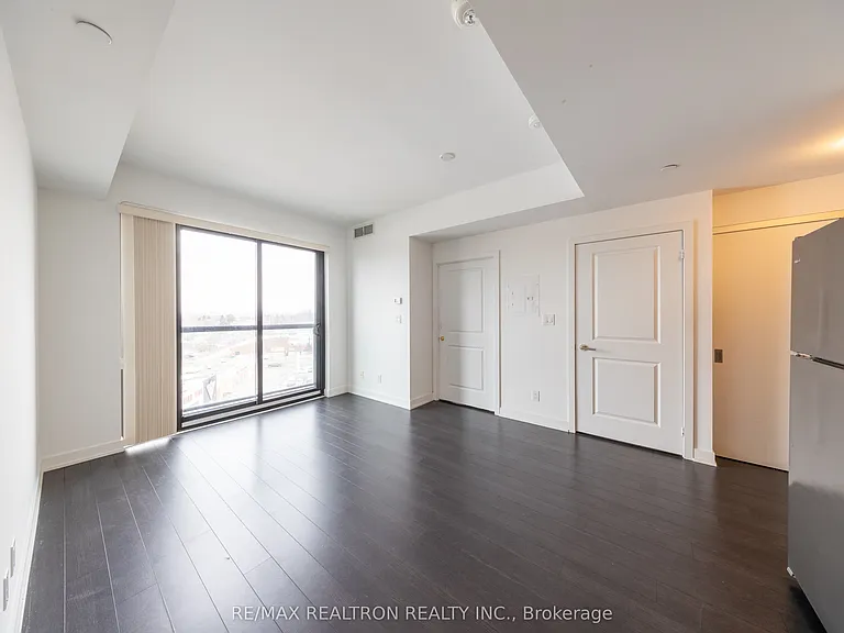 2799 Kingston Rd #910 — Photo 7