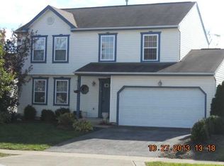 379 Oak Village Dr, Columbus, OH 43207