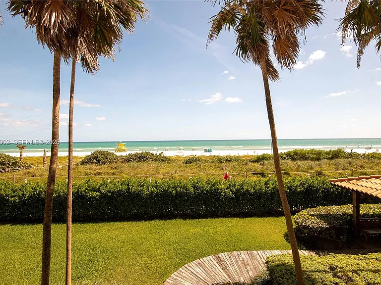 5757 Collins Ave #703 — Photo 39