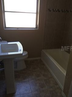 3rd image of 3105 Sea Venture St