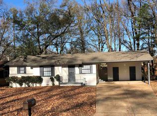 4902 Lochinvar Rd, Memphis, TN 38116