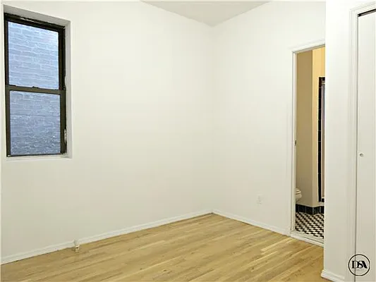 Rented by DSA Realty | media 64