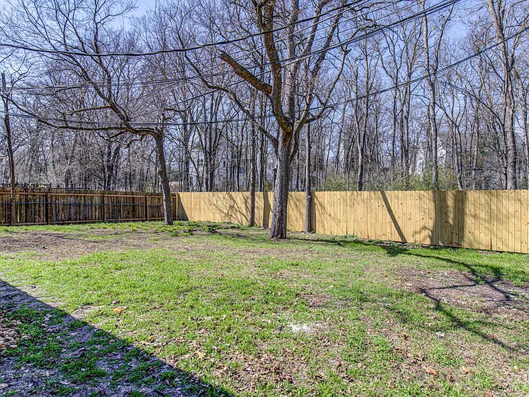 5706 Gloucester Ln — Photo 28