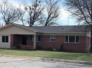 6837 Wallis Rd, Lake Worth, TX 76135