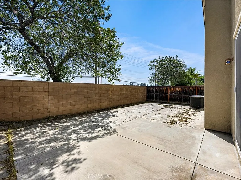 4544 Filson St — Photo 19