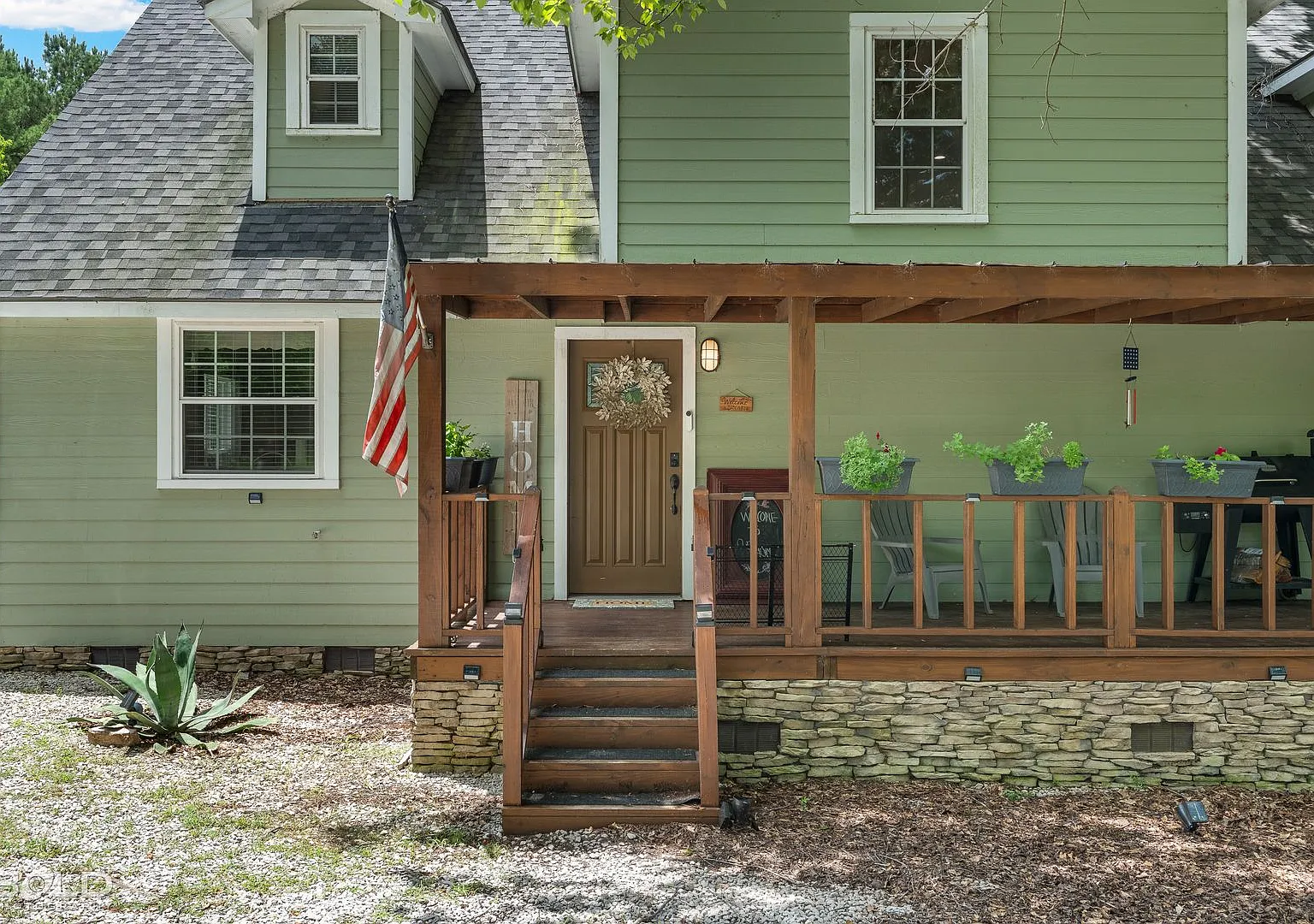 Spacious Benton Home with Shop, Storage & RV Plug-In Schedule Your Tour! — Photo 2