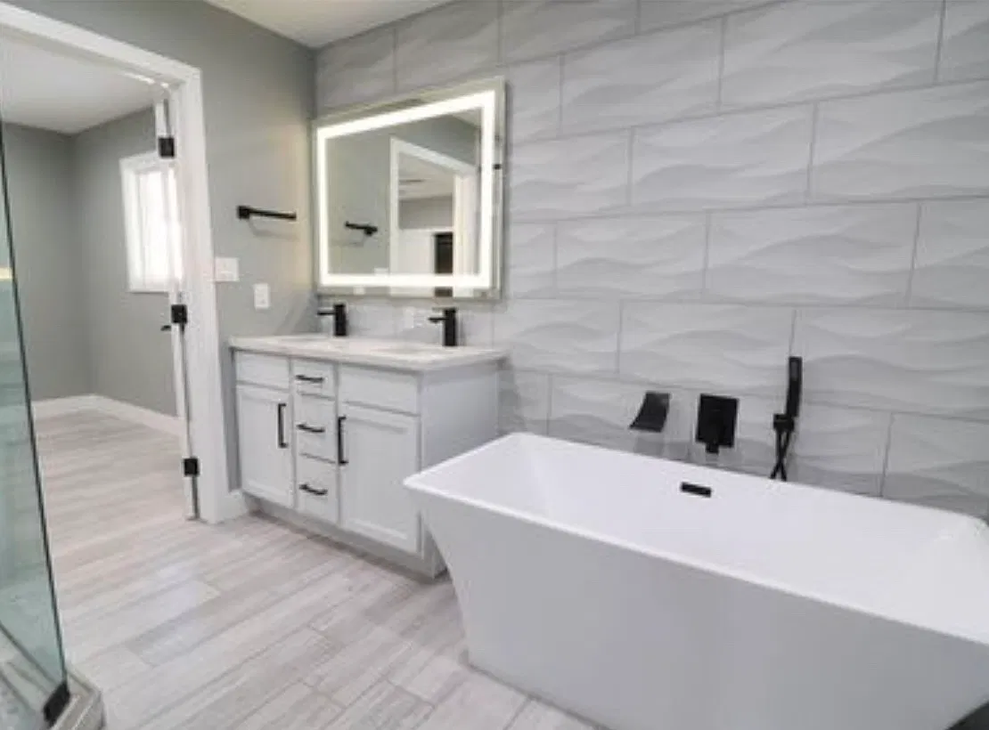 3 bed, 999 sqft, $1,995 — Photo 4