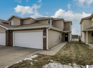 3537 Osullivan Rd, Lincoln, NE 68516