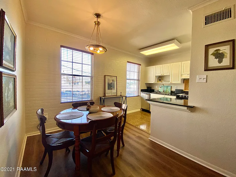 213 Bendel Rd #208 — Photo 5