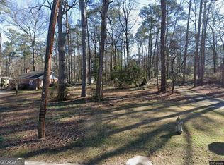 5777 Whispering Pines Rd SW, Mableton, GA 30126