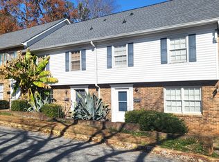 1432 Dover Rd APT F, Spartanburg, SC 29301