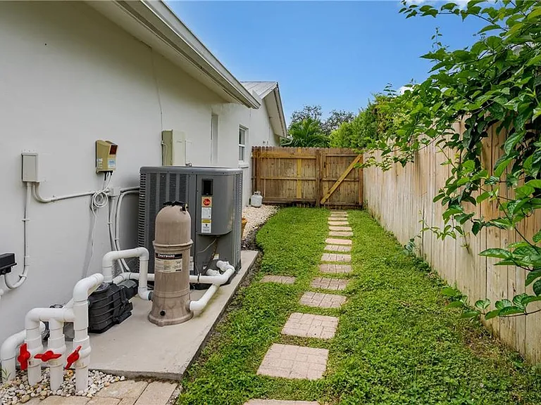 1309 Westlake Blvd — Photo 37