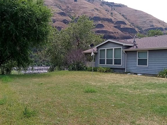 4th image of 20304 Clearwater Dr