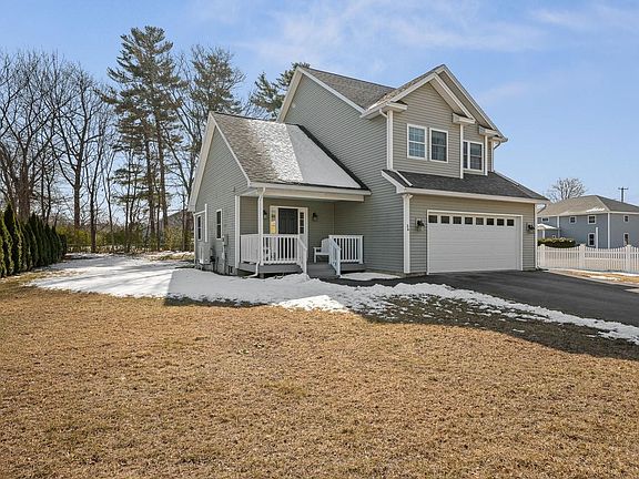 3rd image of 34 Emma's Way