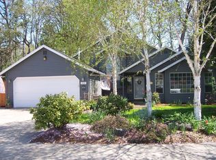 910 NE 1st Pl, Hillsboro, OR