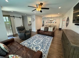 1185 Pine Ave, Shady Side, MD 20764