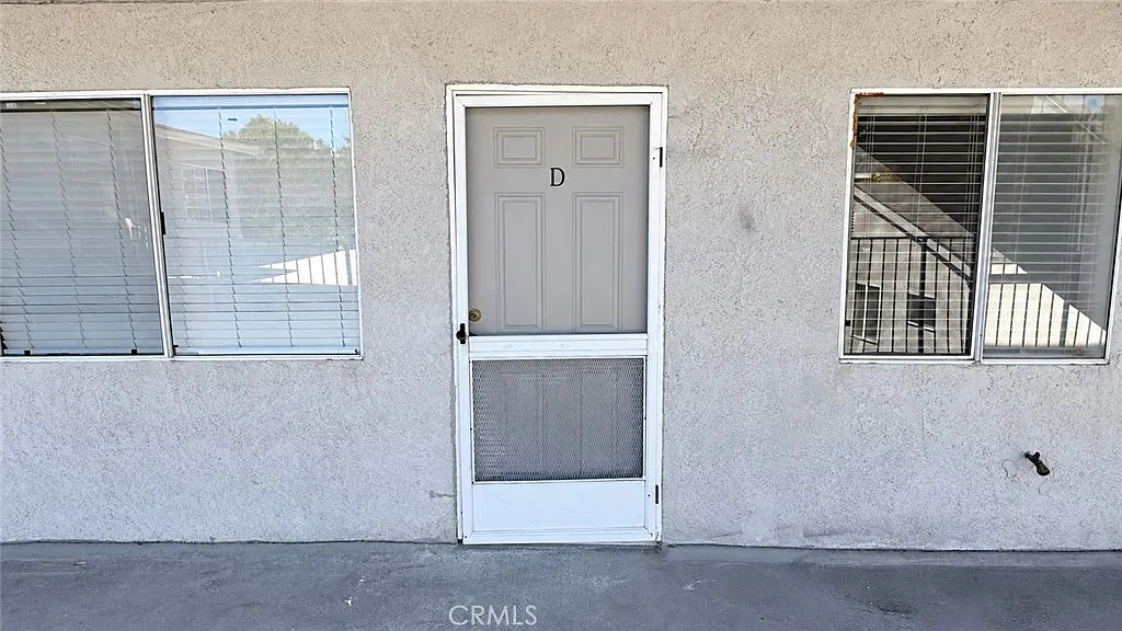 2 bed, 1100 sqft, $2,995 — Photo 3
