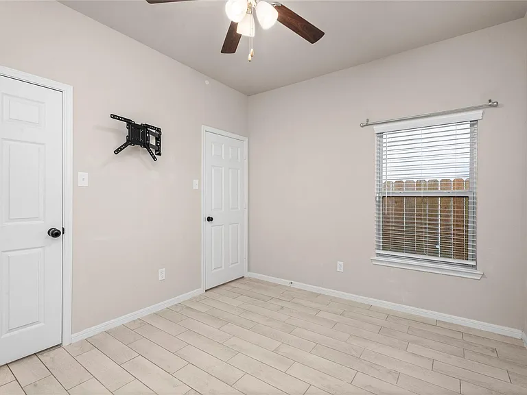 24717 Teton Hollow Trl — Photo 19