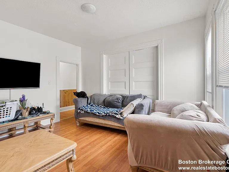 47 Hillside St #A — Photo 10