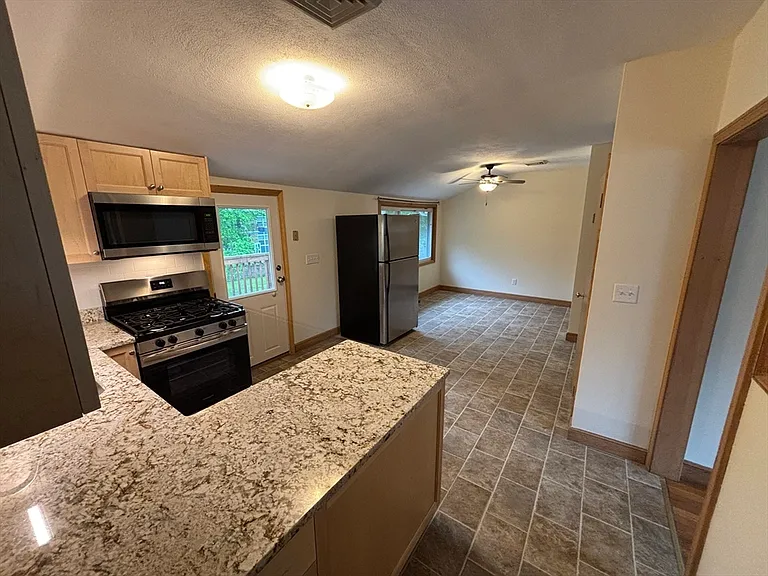 588 Walpole St #2 — Photo 3