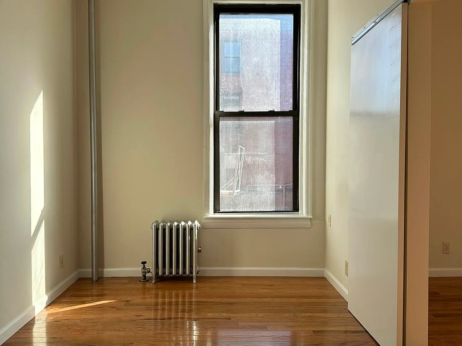 125 Wythe Avenue — Photo 4