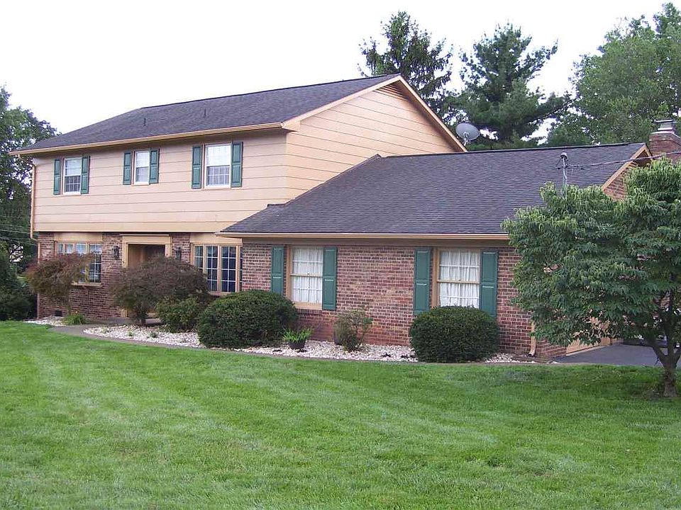 1st image of 31 Tamela Ct