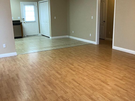 2nd image of 219 Netherton Ln #104