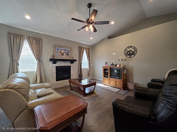 5th image of 1822 Carefree Ln