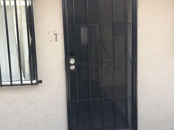 2nd image of 1847 E 25th St APT 7