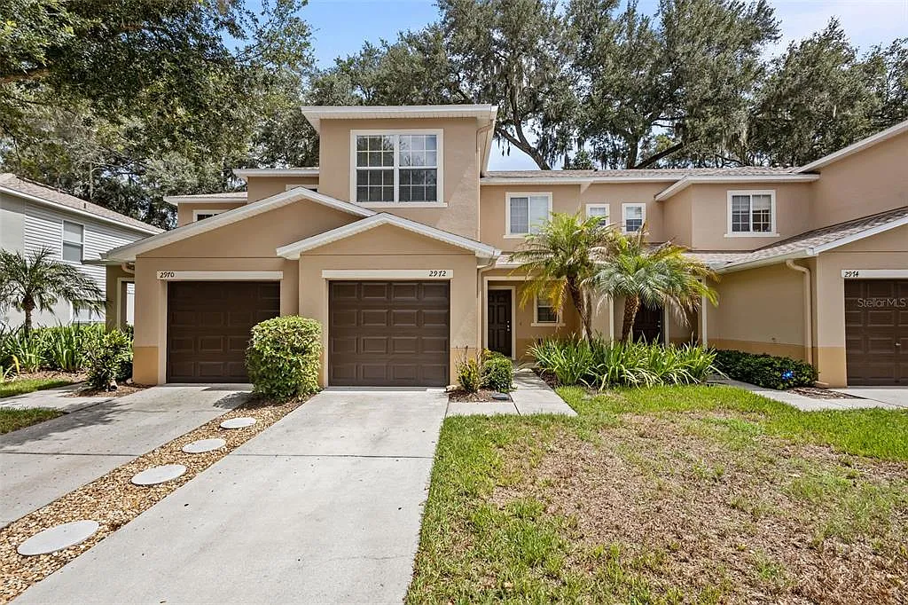 3 bed, 2.5 bath, 1573 sqft, $2,200 — Photo 1
