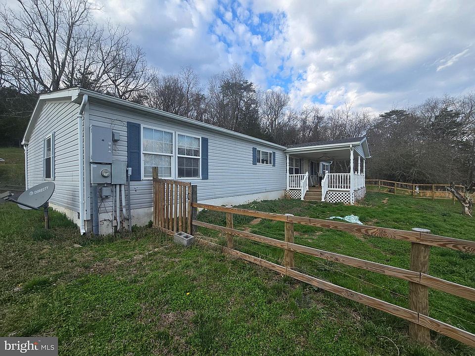 1st image of 698 Webbs Farm Ln