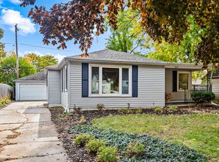 609 E Frances St, Appleton, WI 54911