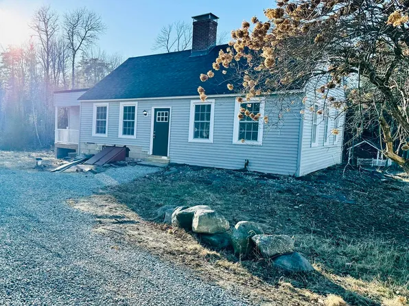 18 Winchester Road, Richmond, NH 03470