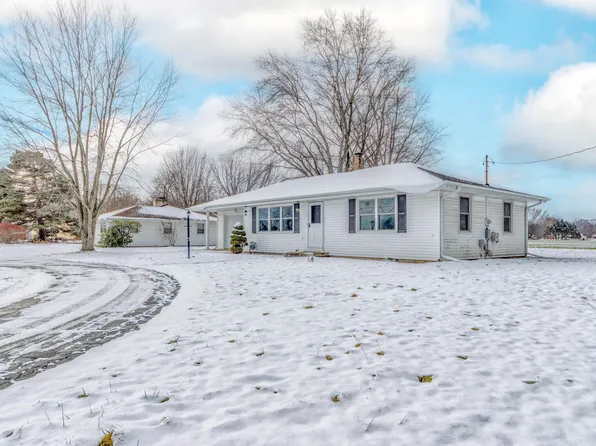 11876 Portage Rd, Vicksburg, MI 49097