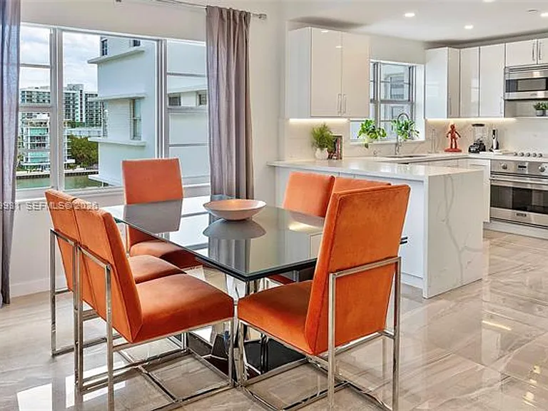 16 Island Ave #7C — Photo 15