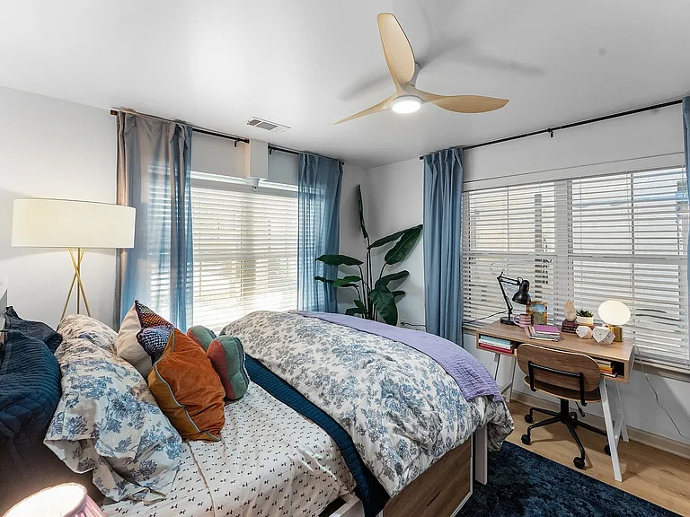 5959 Burbank Dr — Photo 10