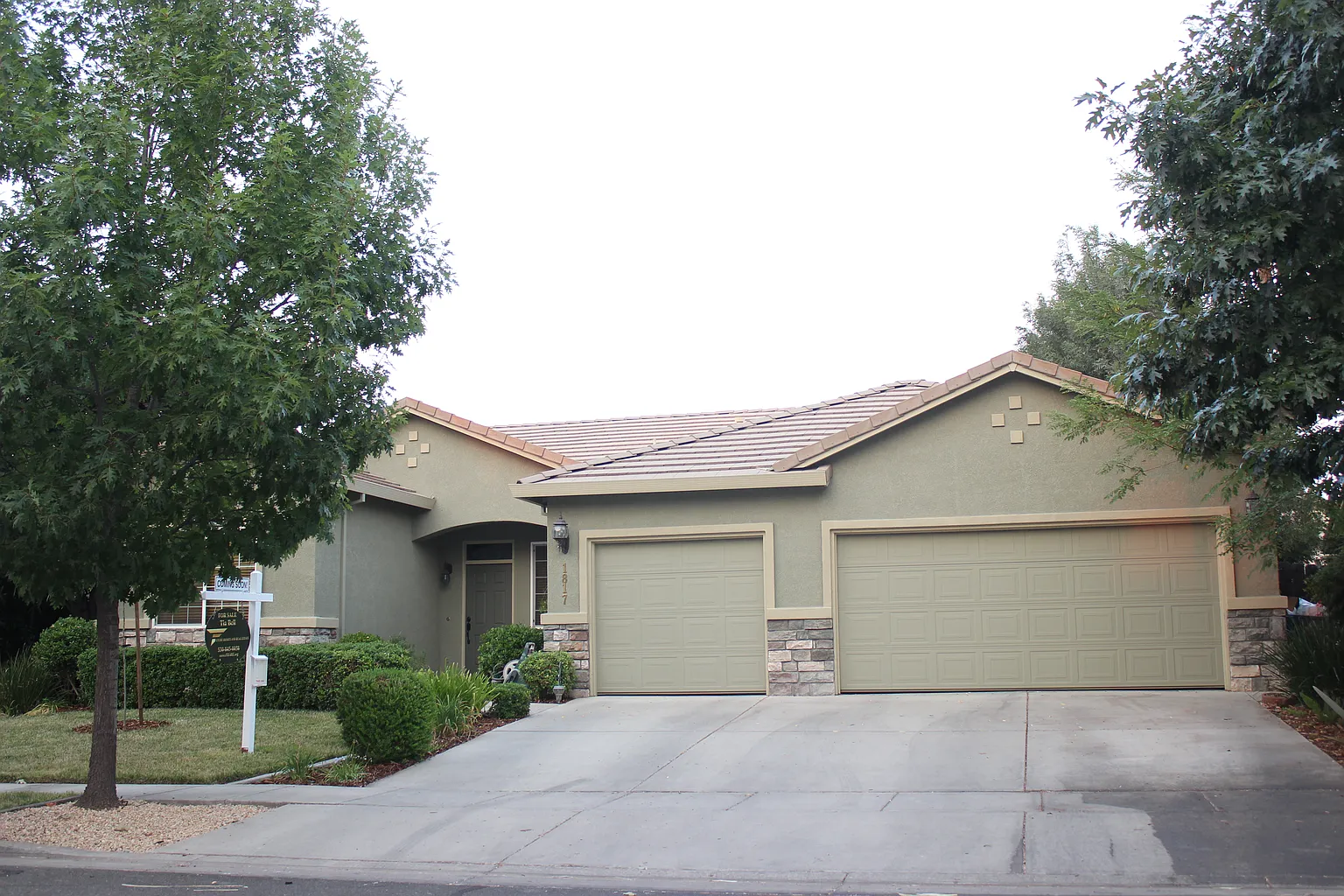 1817 Stabler Park Dr photo 1
